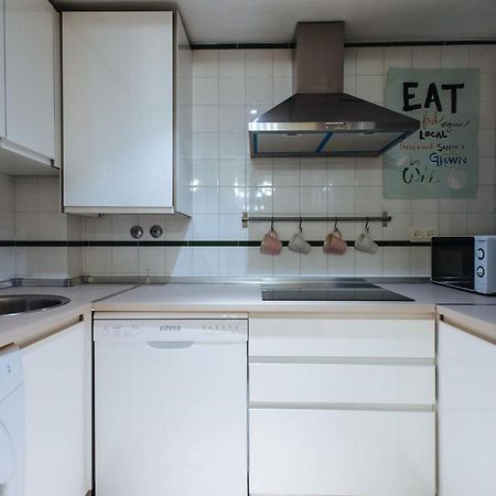 Pajaritos Suite Apartment - Private Parking Included Seville Ngoại thất bức ảnh